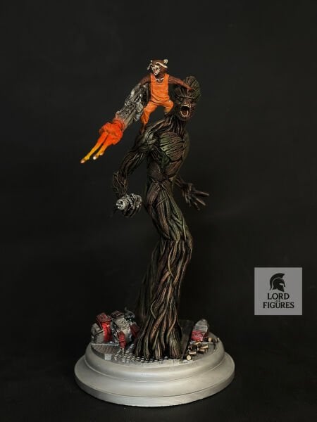 Rocket & Groot Diorama