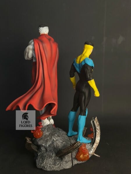 Invincible & Omni-Man